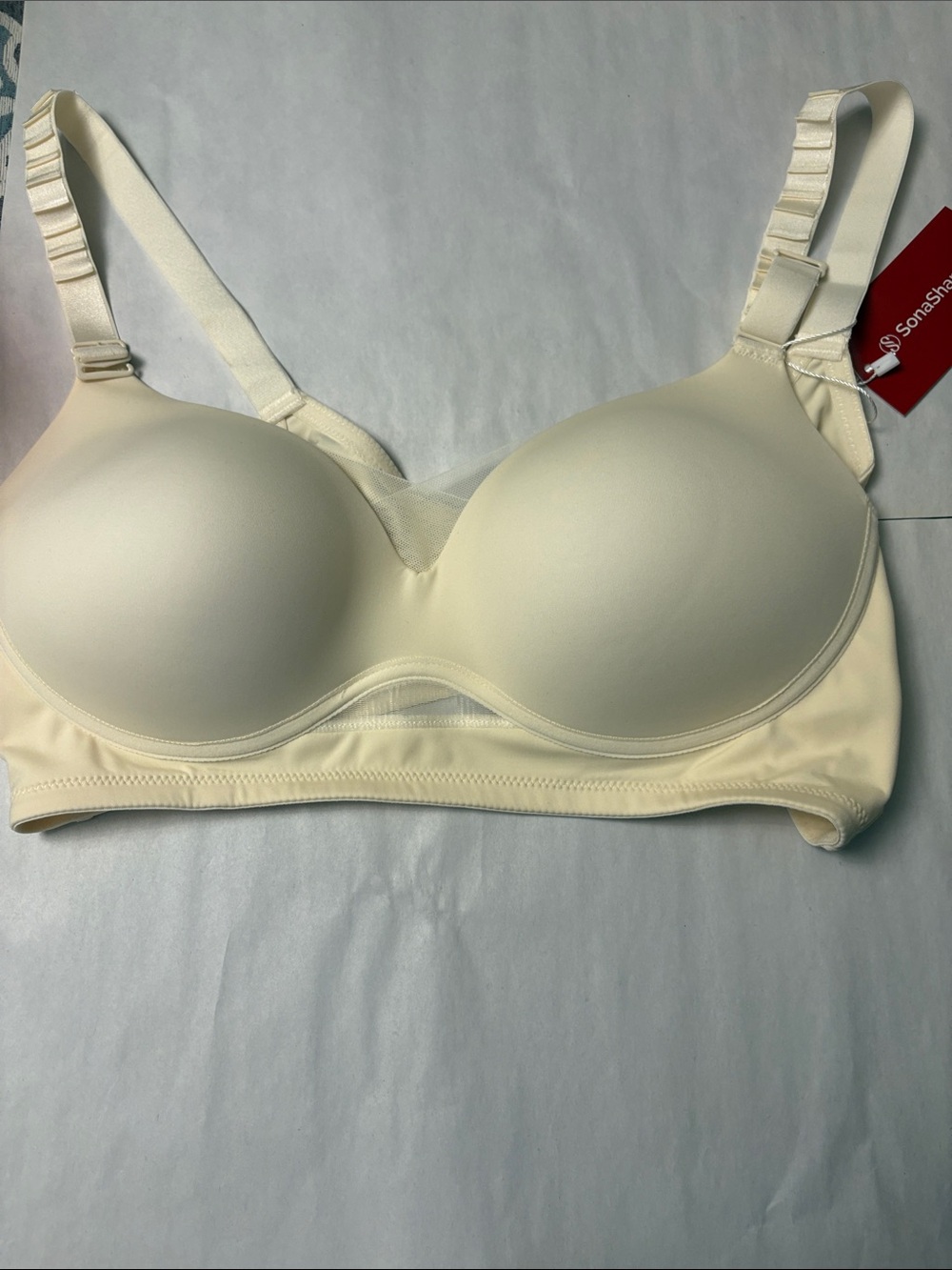 NWT SonaShape Seamless Cream T-Shirt Bra -